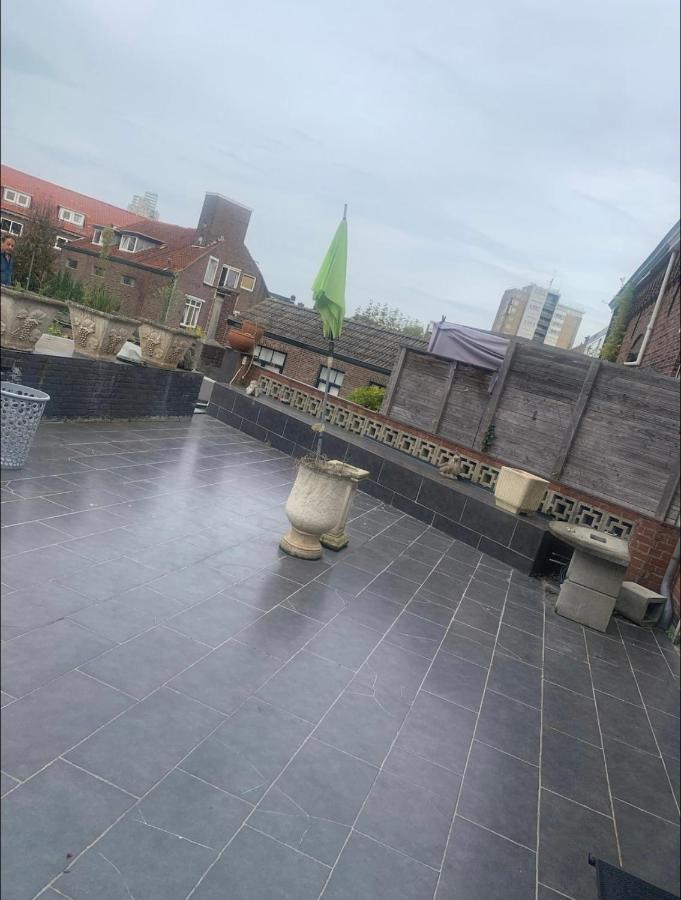 Private Room In The Centre Of Tilburg Exterior foto
